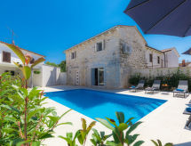 Villa Karmen (Roj454)