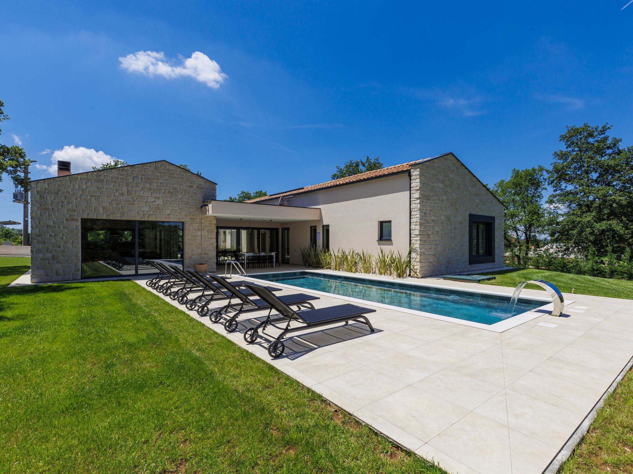 Ana — Pool Outdoor (3 of 68)