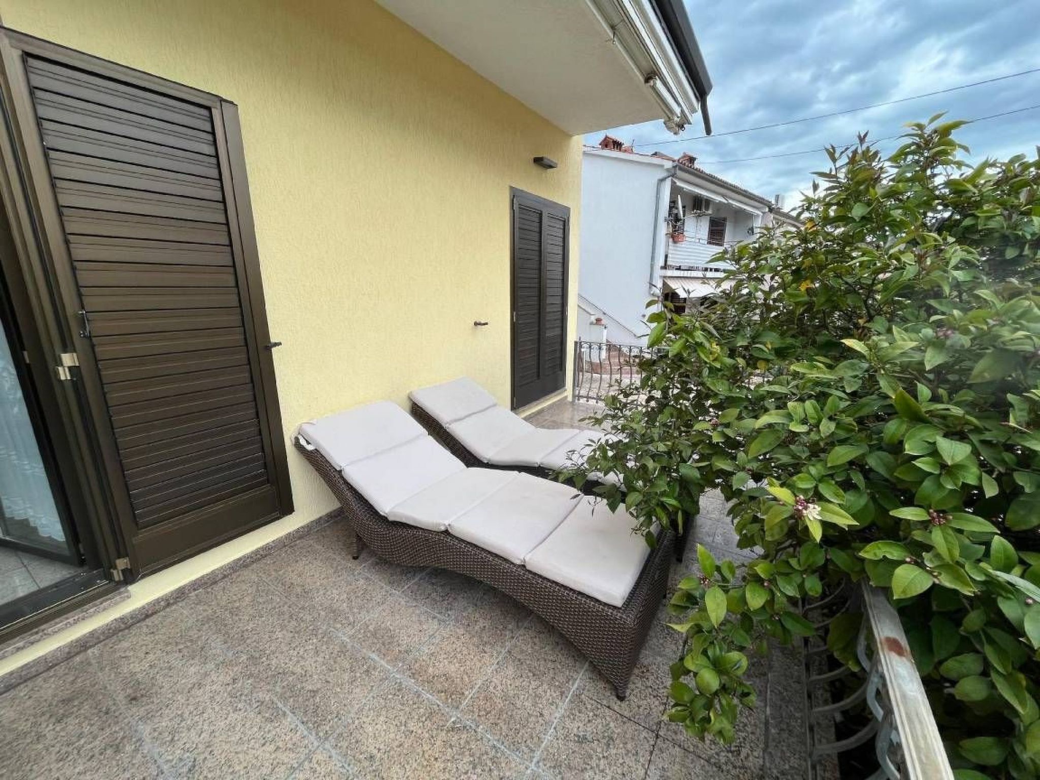 Sonne 1 Rovinj-Binnen