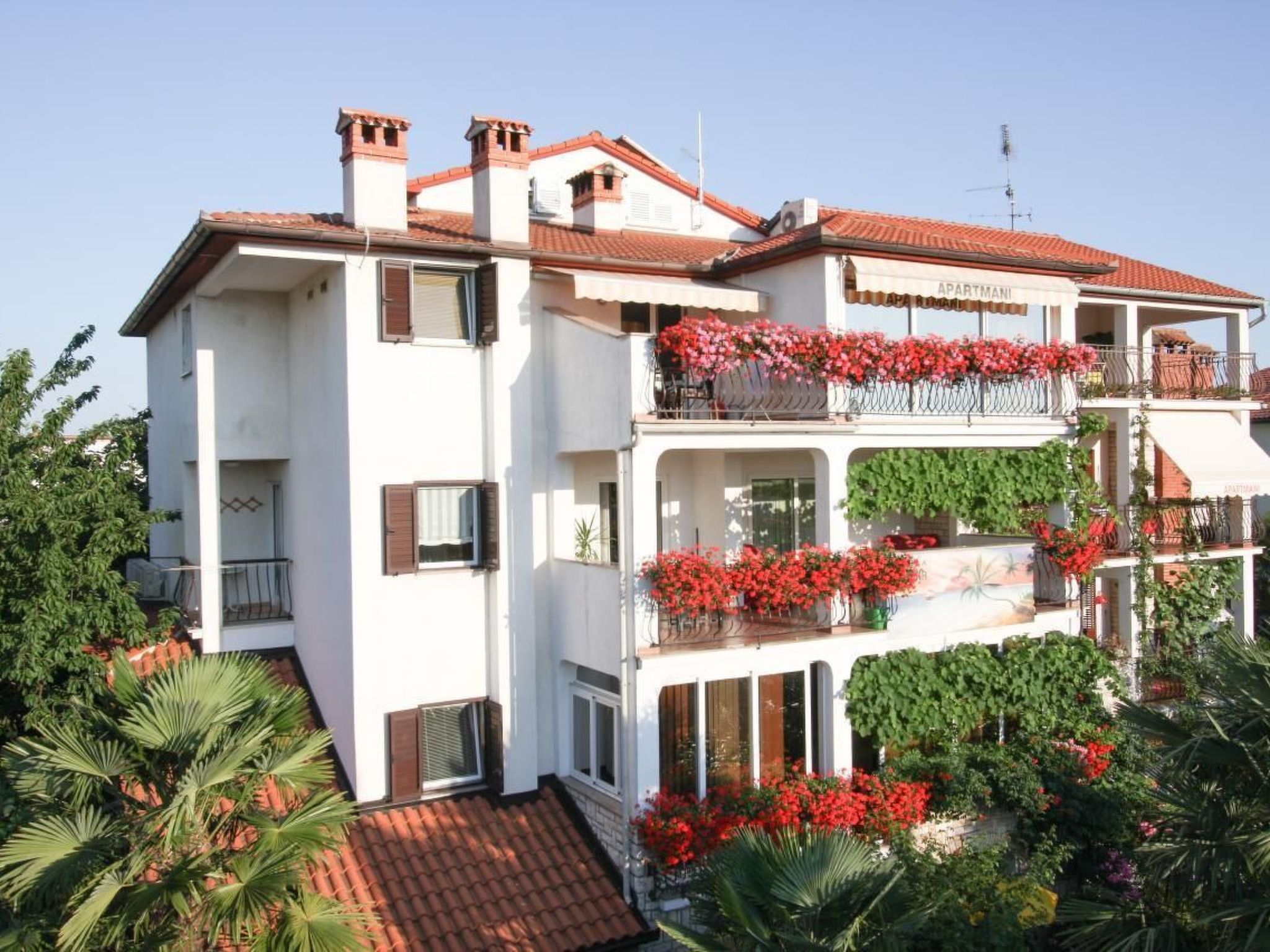 Schöne Ferienwohnung in Rovinj mit Garten, Grill und Terrasse