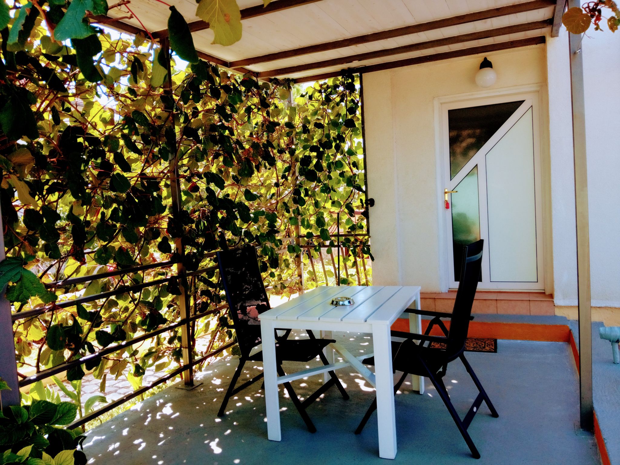 Anwesen "Krasno" mit Terrasse-Binnen