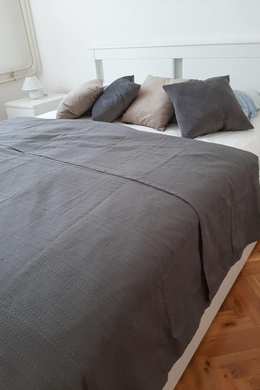 Helle und luftige Ferienwohnung in erster Reihe zum Meer, mit einem privaten Ba-Binnen