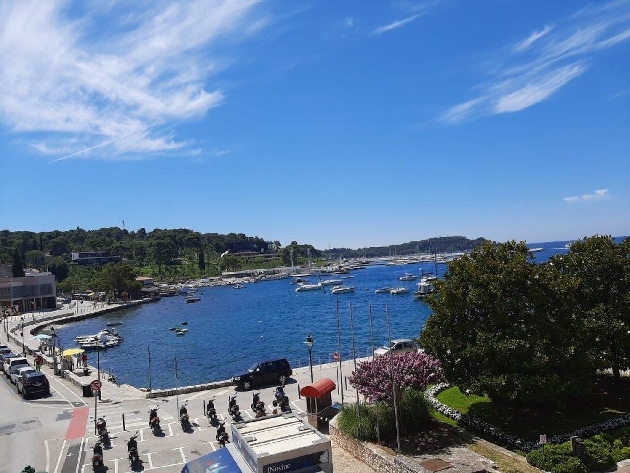 Helle und luftige Ferienwohnung in erster Reihe zum Meer, mit einem privaten Ba-Image-tags.info