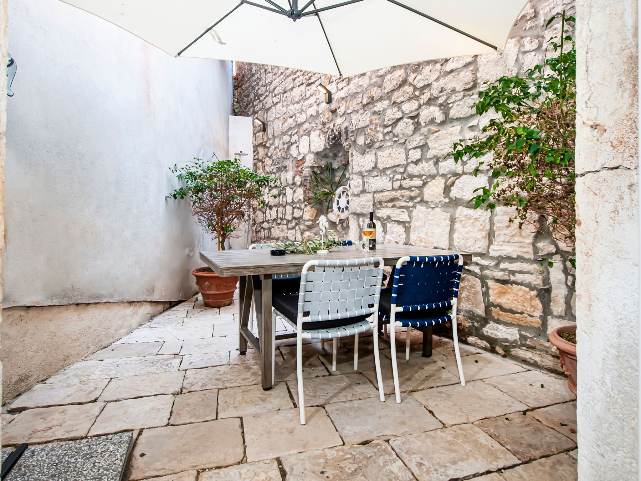 Vom Fischer-Image-tags.info