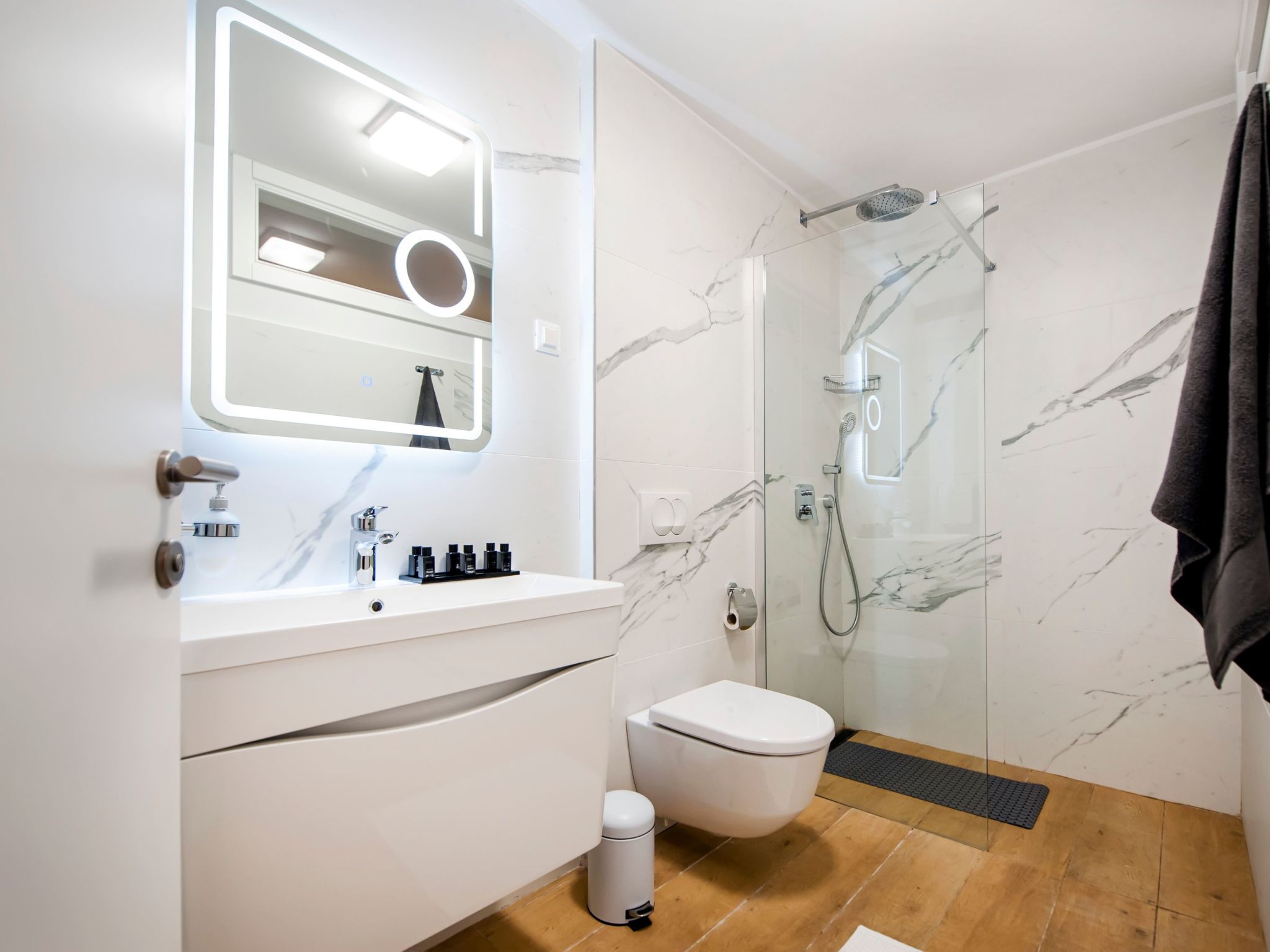 Vom Fischer-Image-tags.info