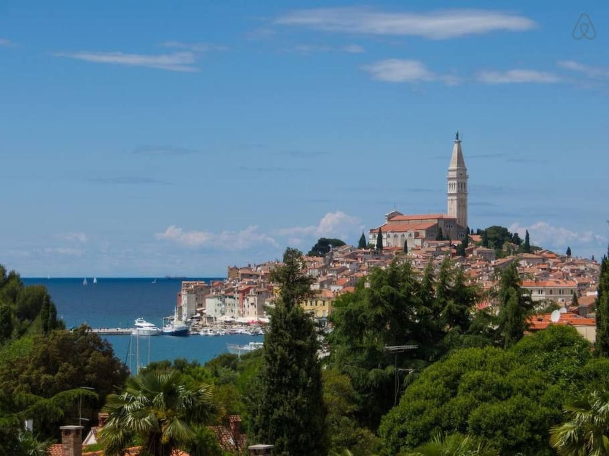 Photo of Komfortable Ferienwohnung mit Terrasse und Garten
