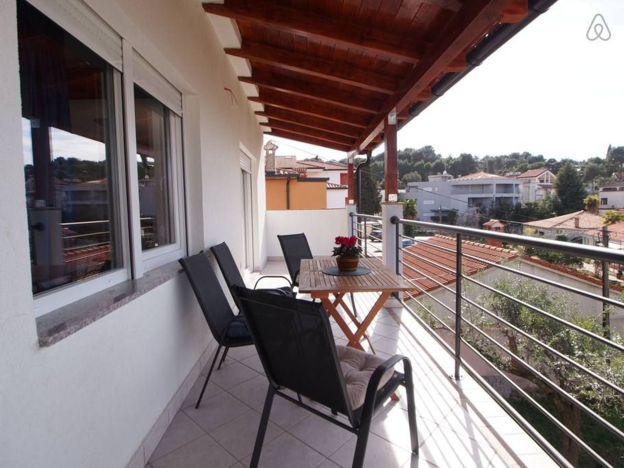 Photo of Komfortable Ferienwohnung mit Terrasse und Garten