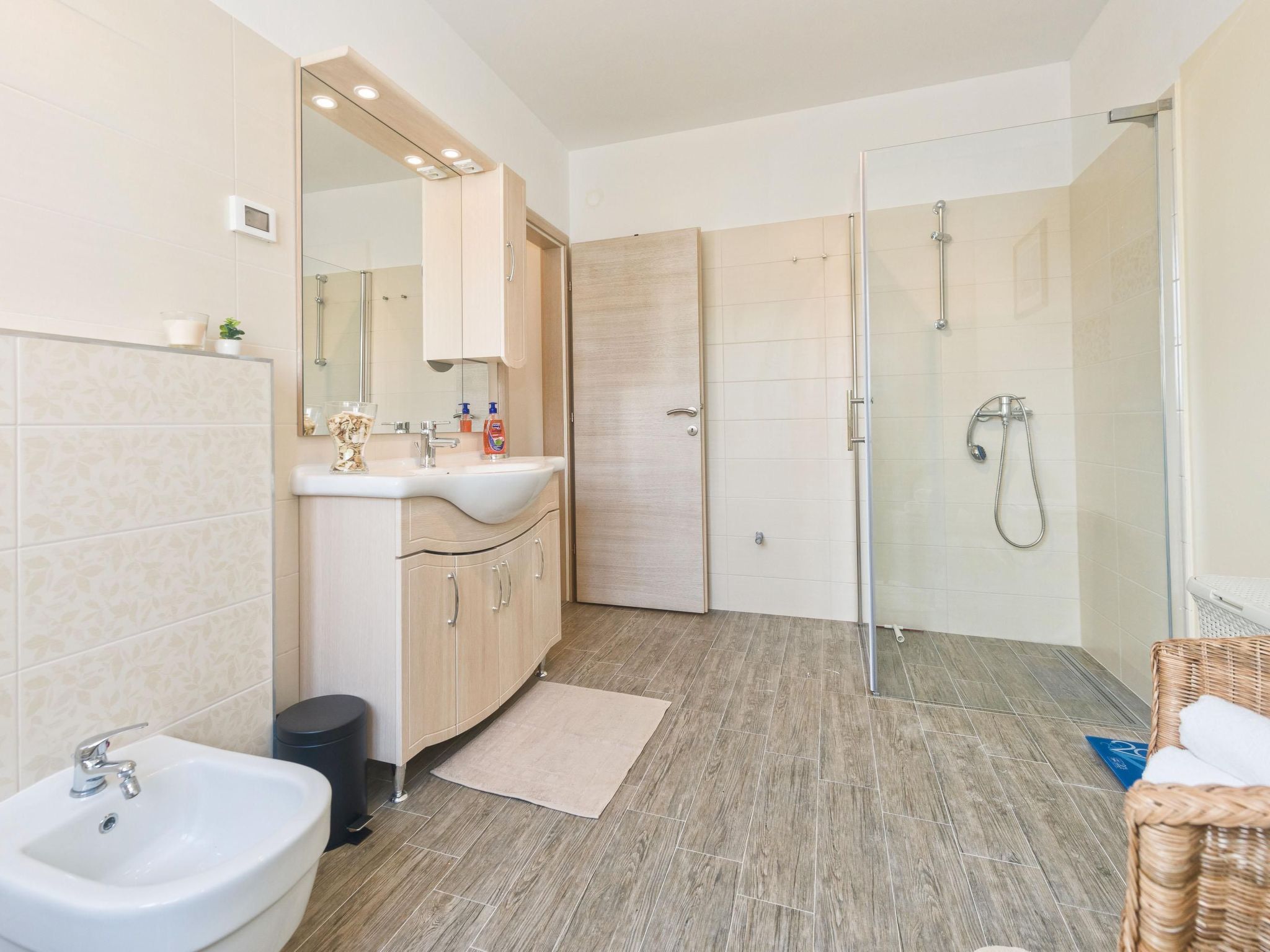 Villa "Pistine" mit Garten, Grill und Terrasse-Image-tags.info