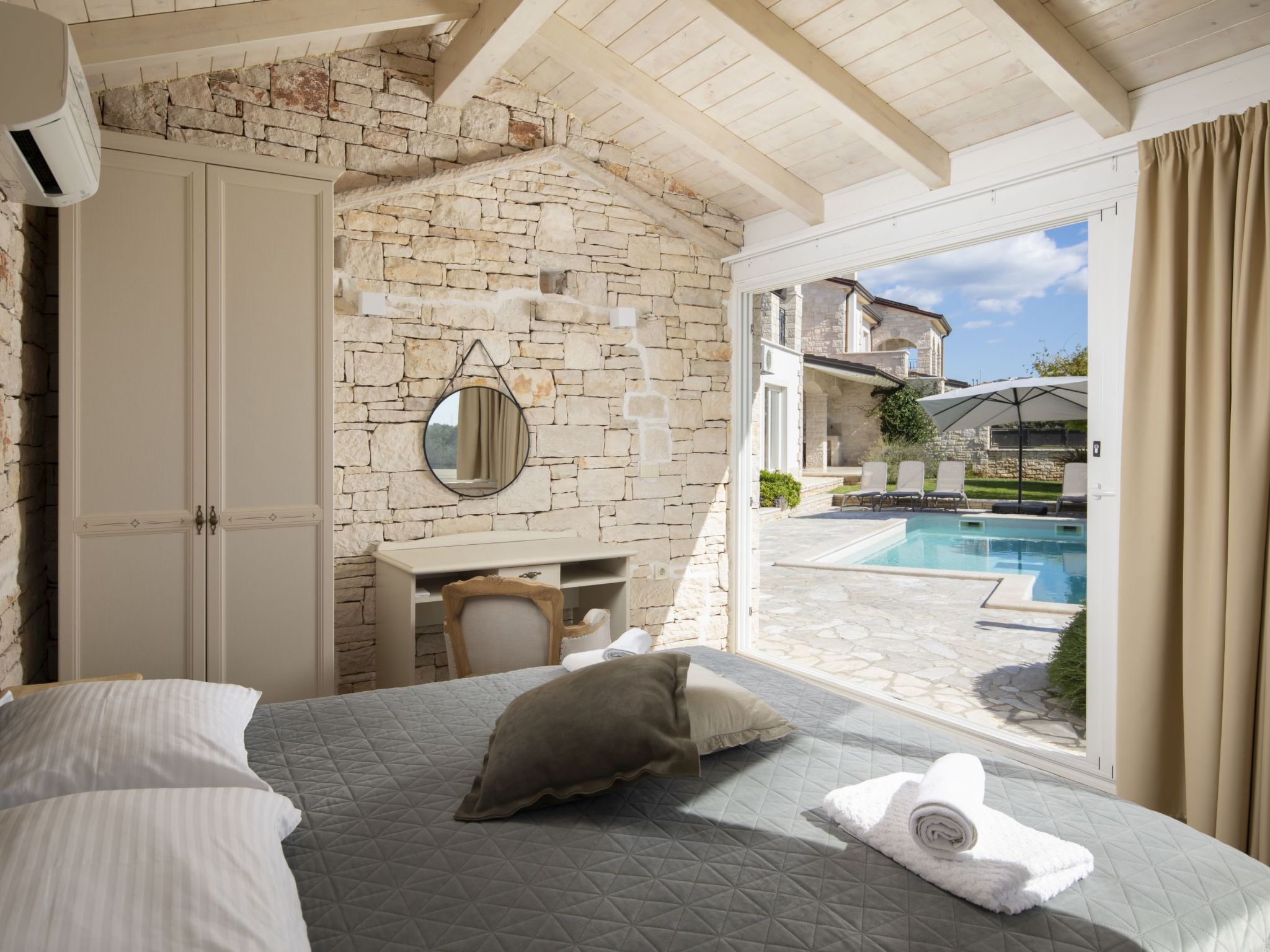 Villa Mason mit beheiztem Pool und Mini-Wellness-Image-tags.info