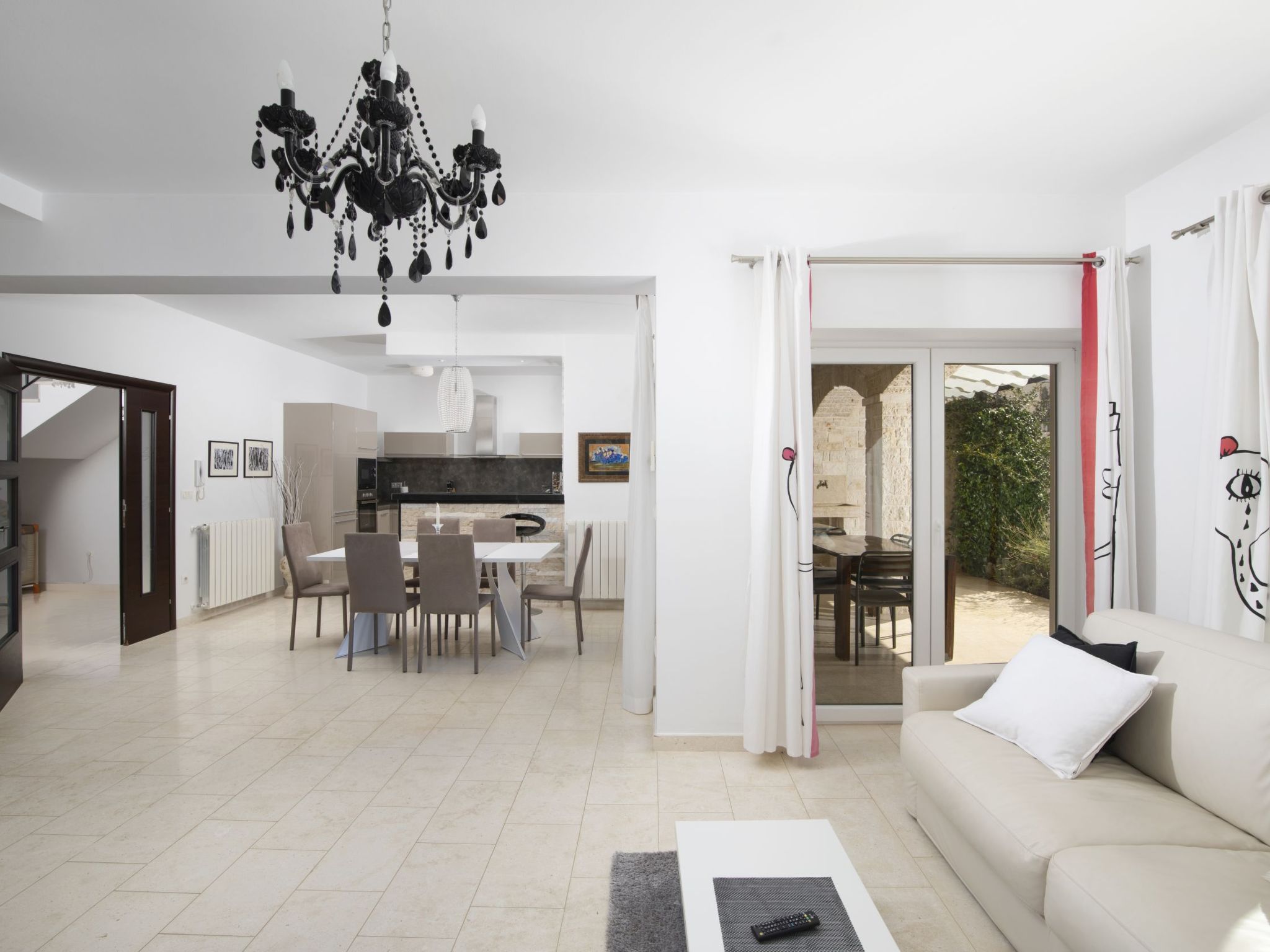 Photo of Villa Mason mit beheiztem Pool und Mini-Wellness