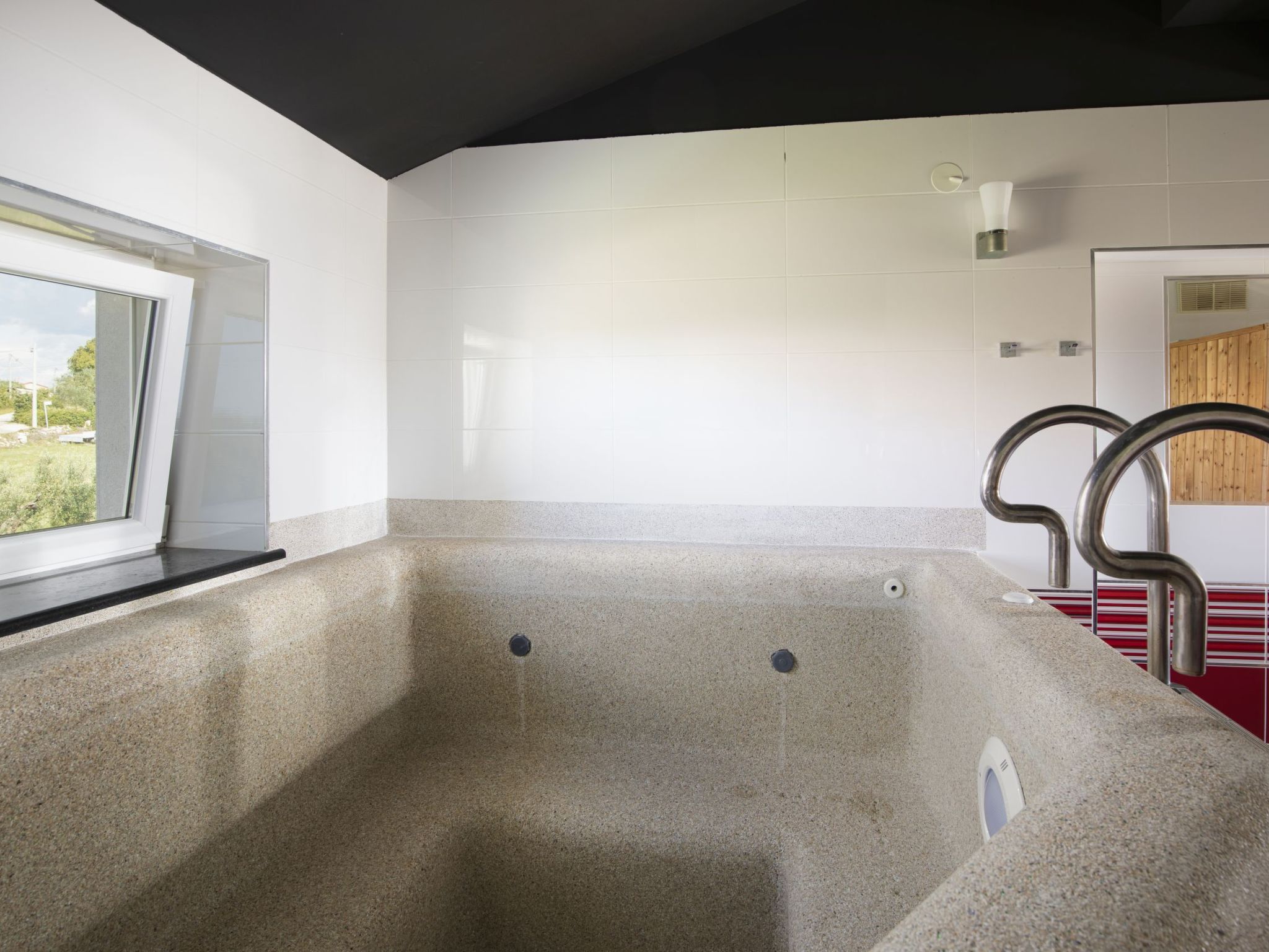 Photo of Villa Mason mit beheiztem Pool und Mini-Wellness