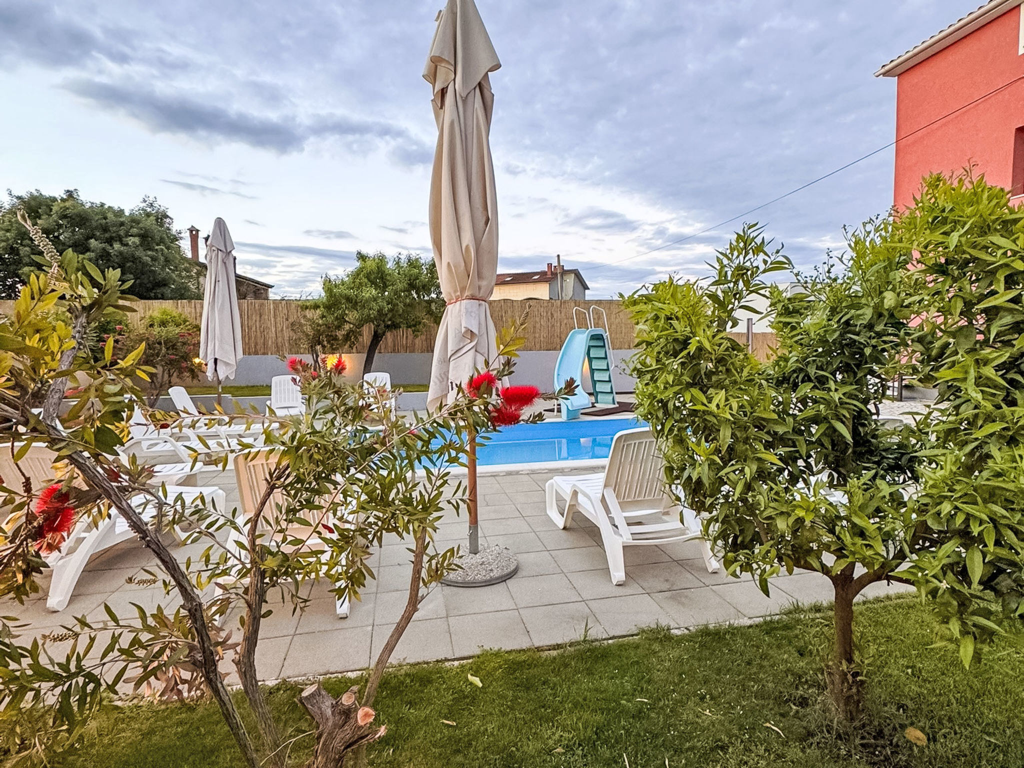 Villa Ana