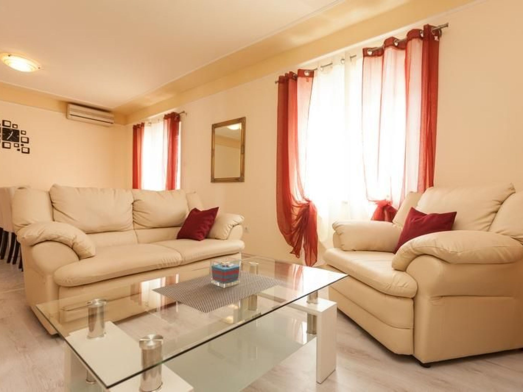 In Rovinj mit Großer Terrasse-Binnen