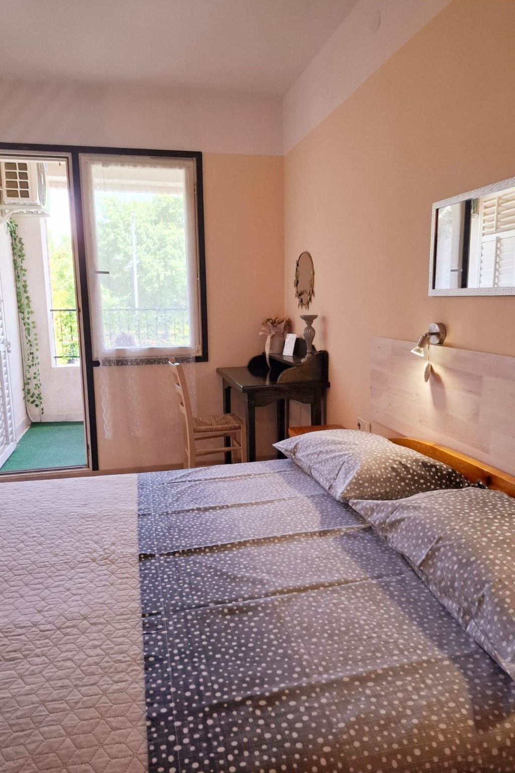 Photo of 'Kate' mit Balkon