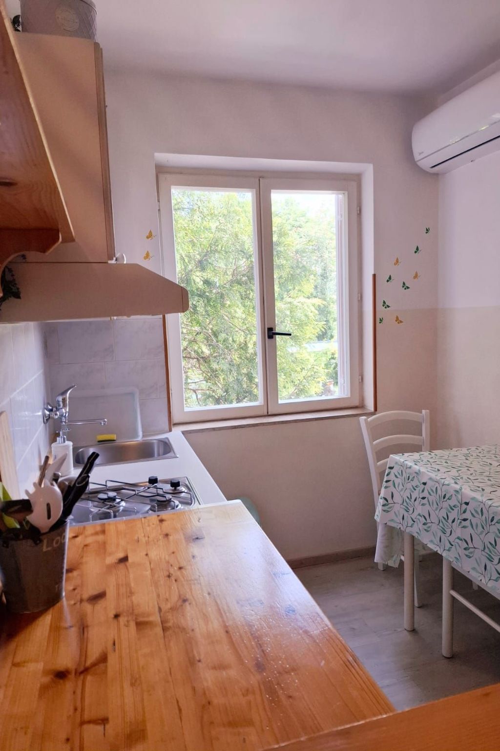 Photo of 'Kate' mit Balkon