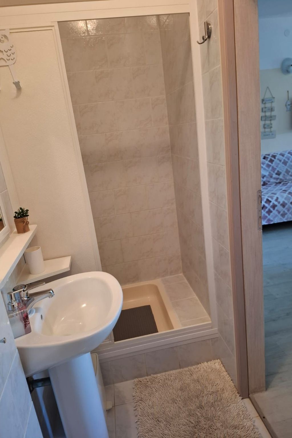 Photo of 'Kate' mit Balkon