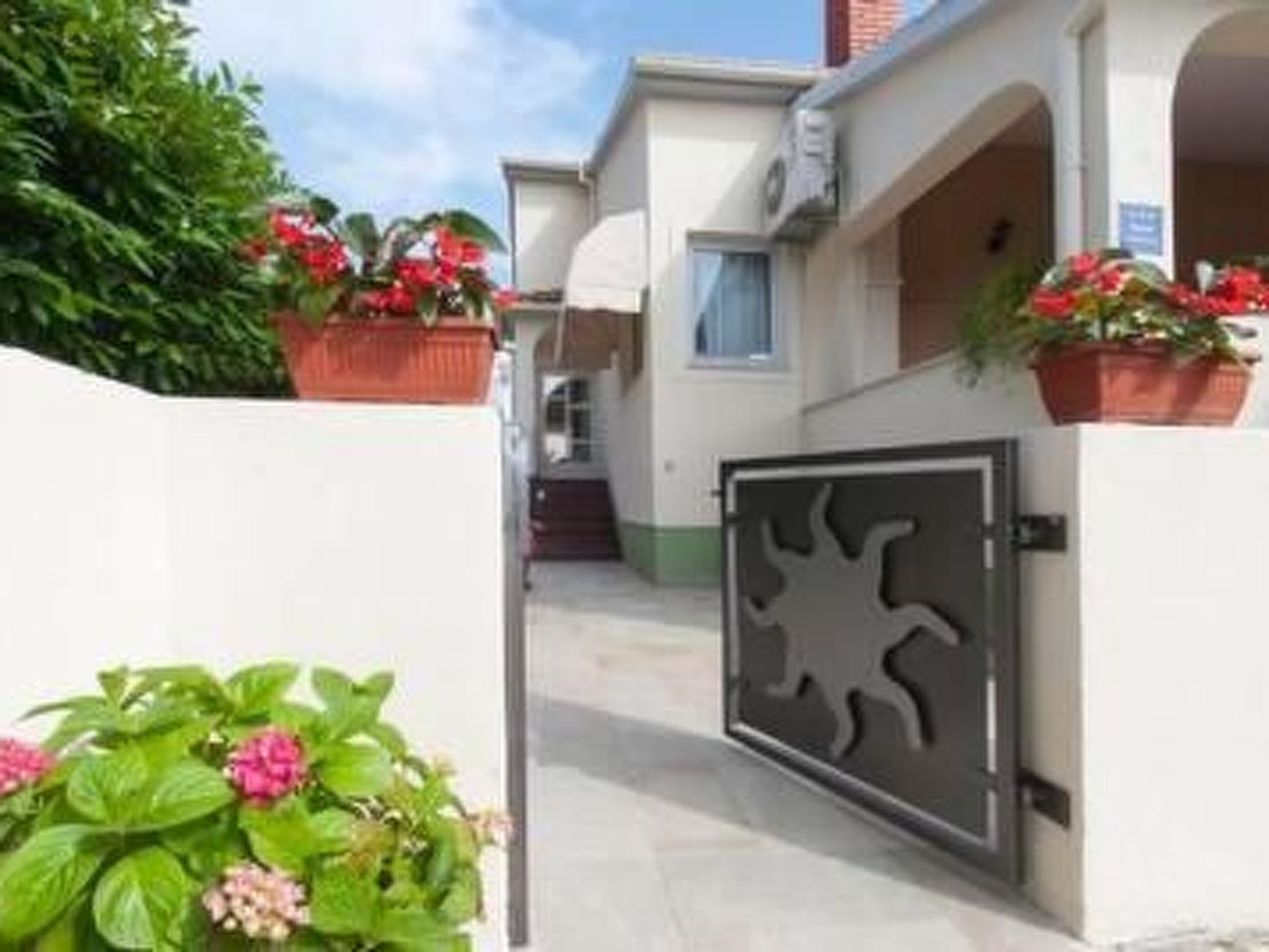 Photo of VILLA ENI mit Pool