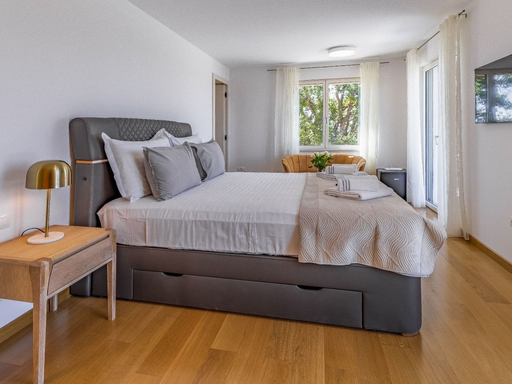 Photo of HR2500.801.1