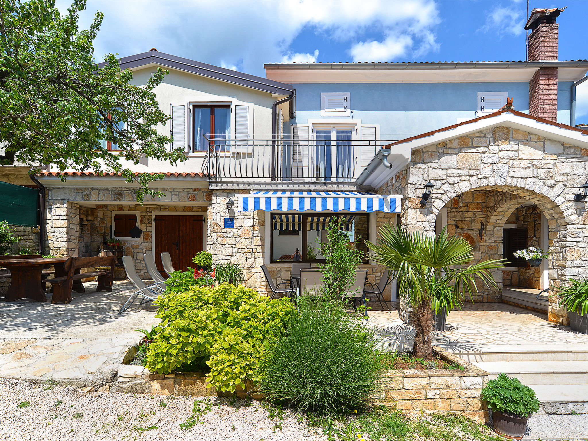 Photo of Apartment 2240