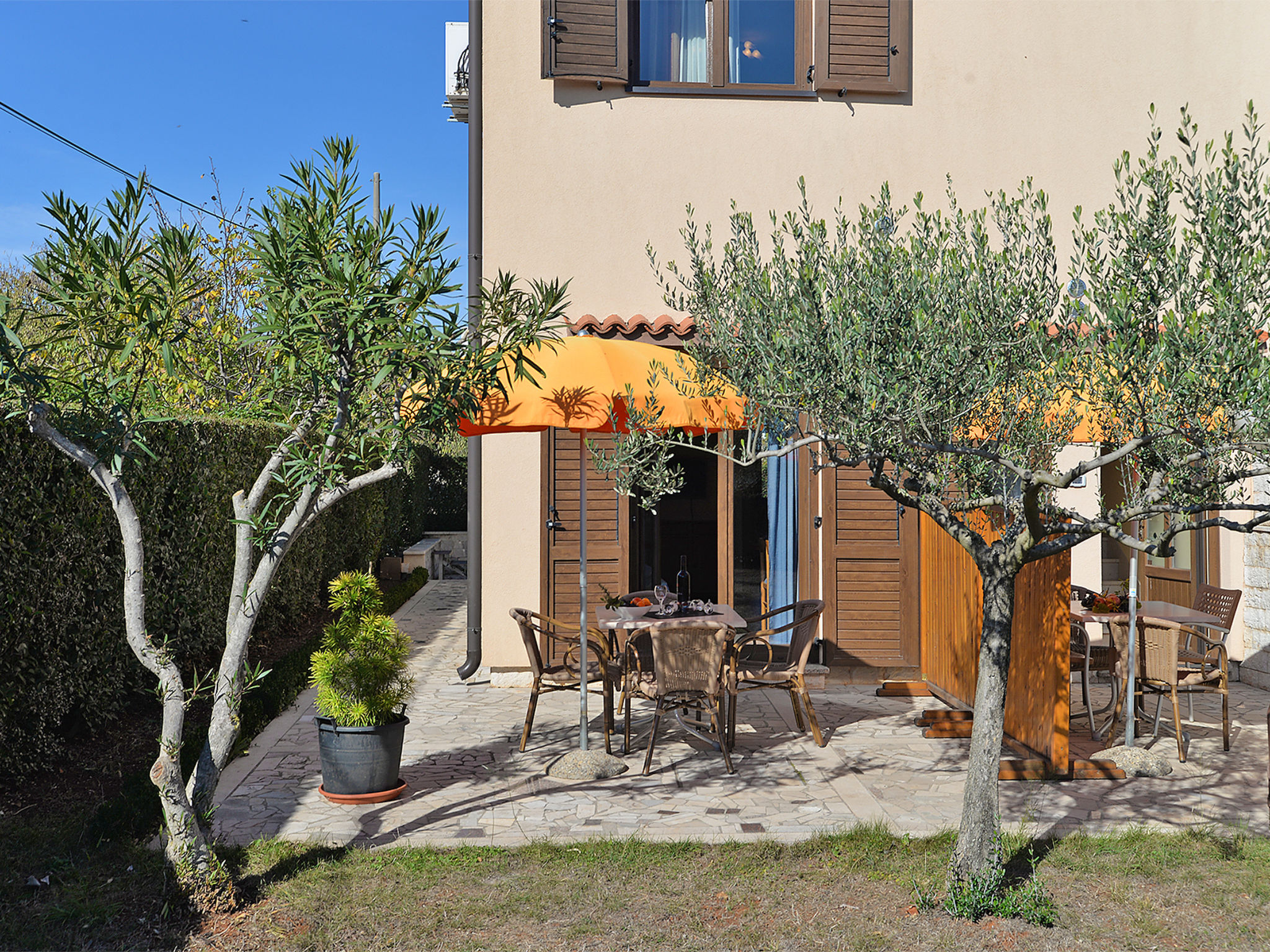 Photo of Apartment 379