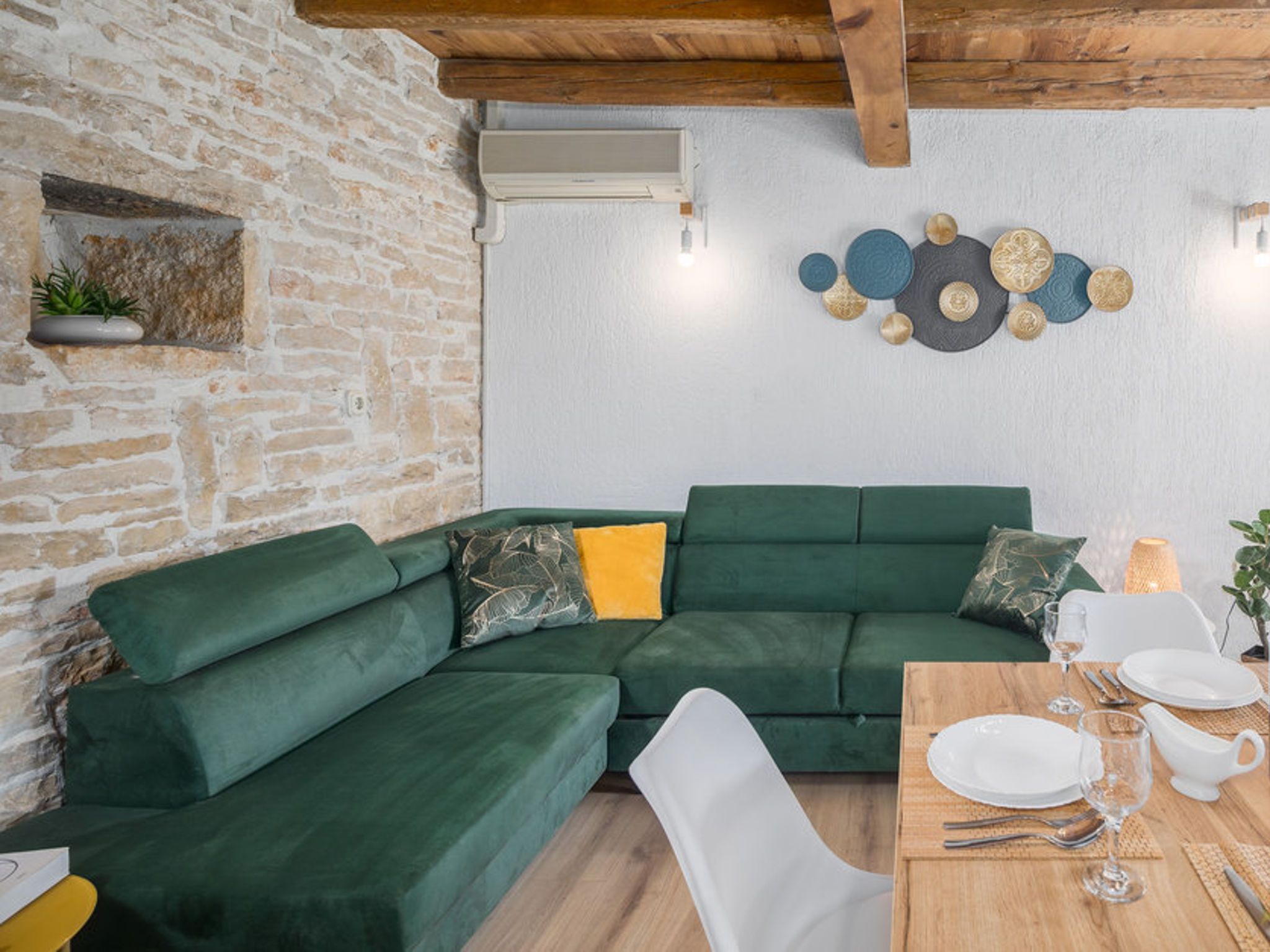 Courtyard Ivini-Inside