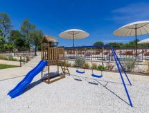 Zonovergoten villa met privézwembad nabij Rovinj voor 10 personen - thumbnail 3