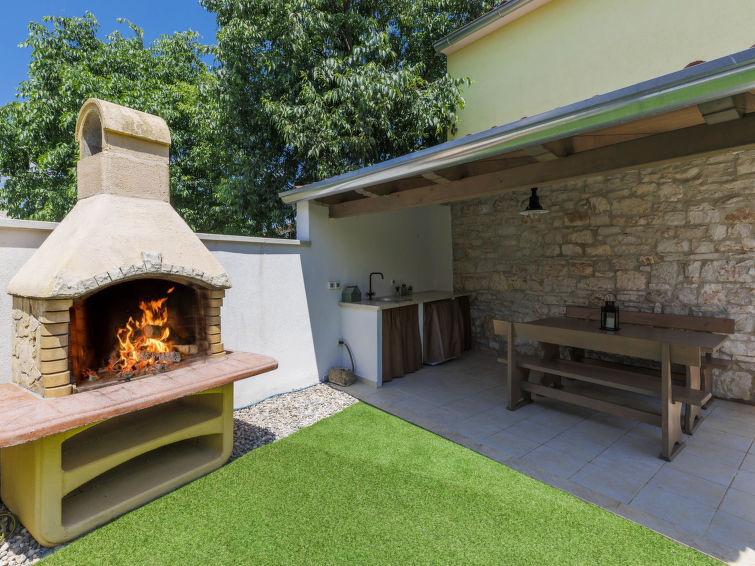 Search and Stay destination Bubani, Istarska županija - Croatia from AU$ 171. Ana