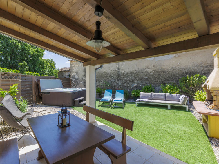 Search and Stay destination Bubani, Istarska županija - Croatia from AU$ 171. Ana