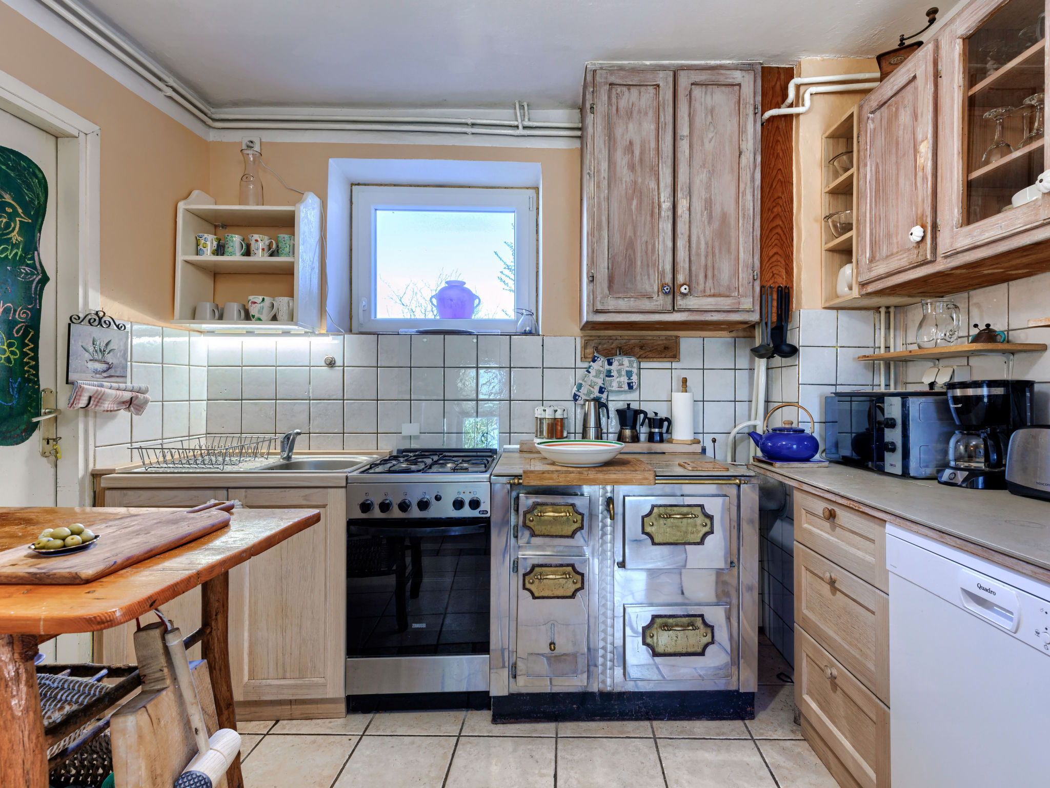 Kitchen / Dining Room