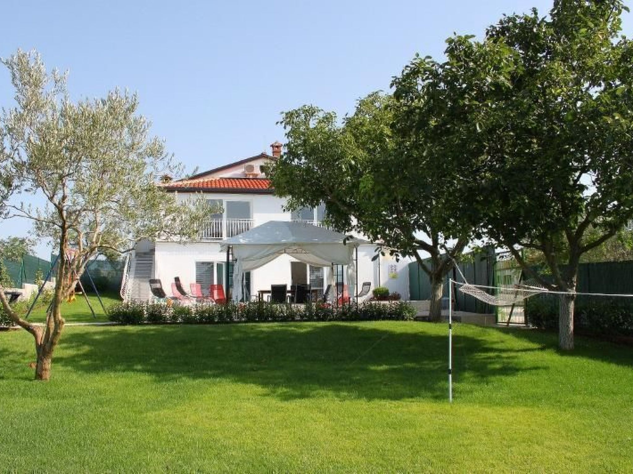 'Villa Lavender' mit Wasserblick-Image-tags.info