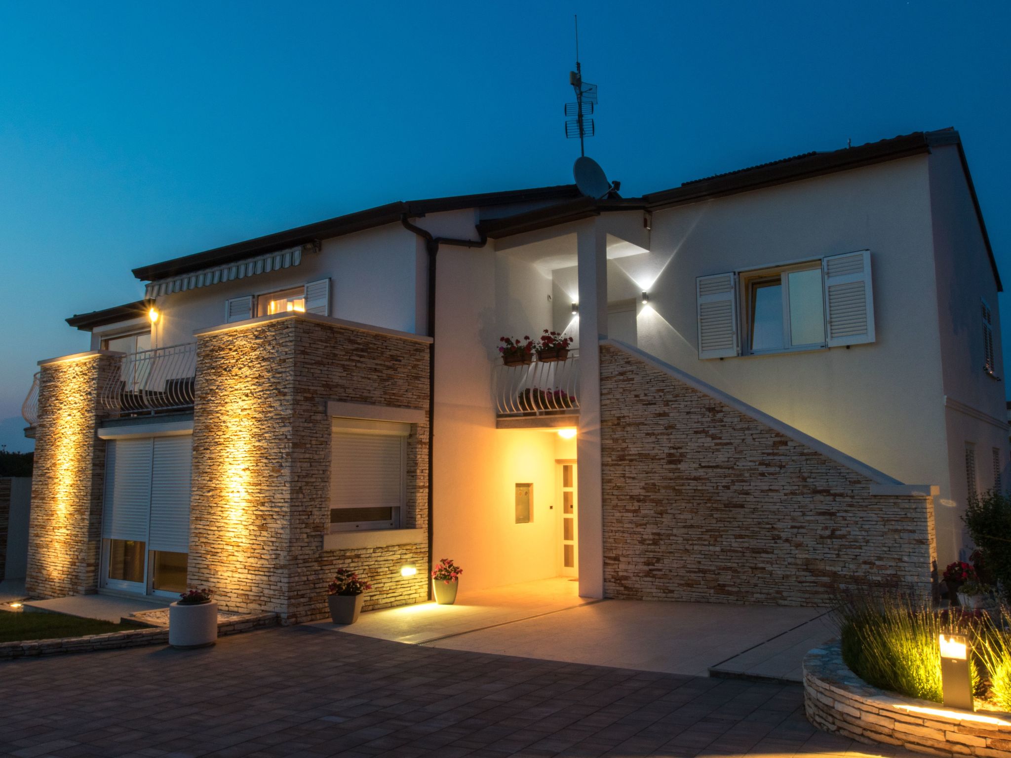 'Villa Lavender' mit Wasserblick-Image-tags.info