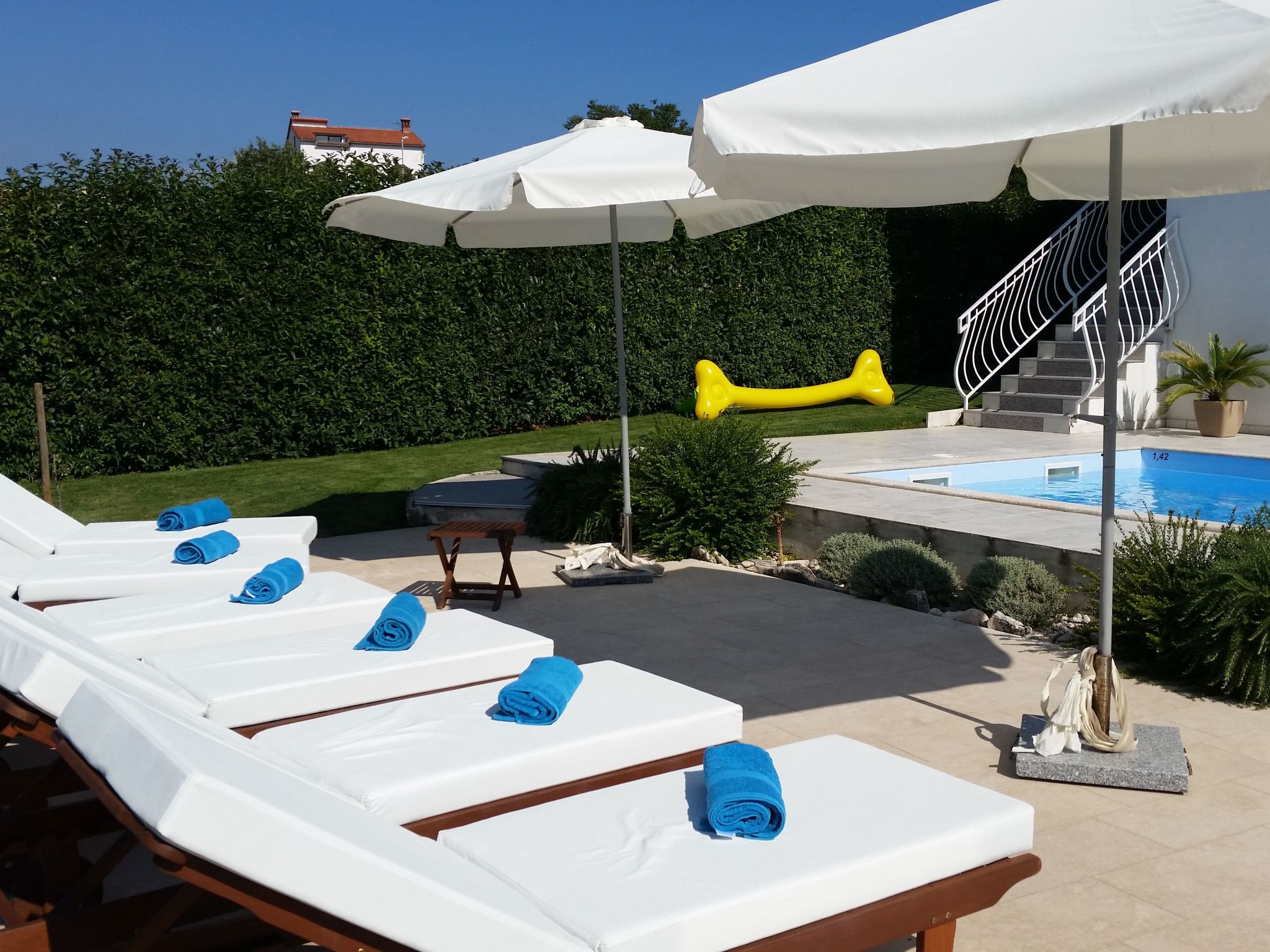 'Villa Lavender' mit Wasserblick-Image-tags.info