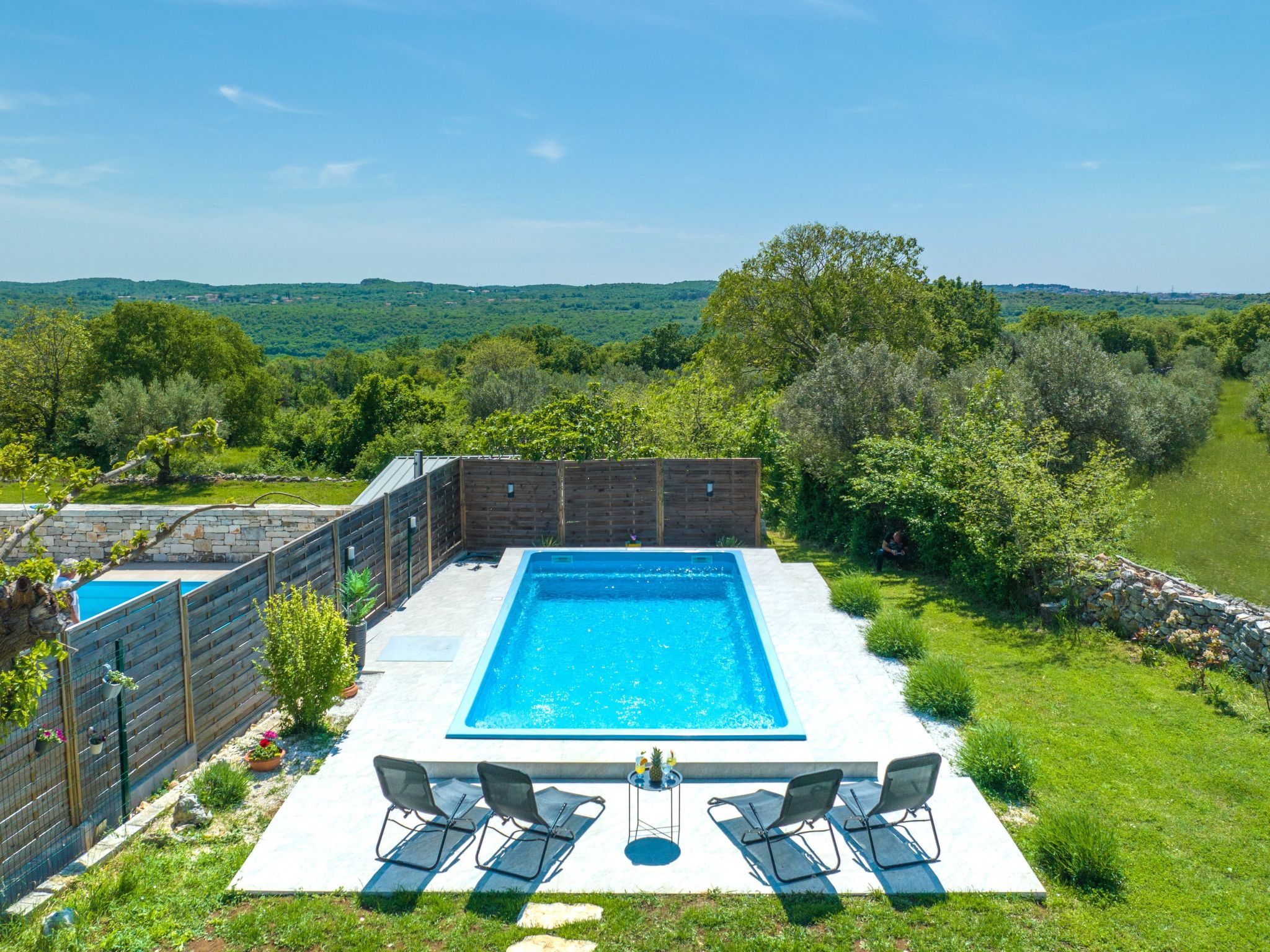 Typisch istrisches Ferienhaus mit Garten-Dedans