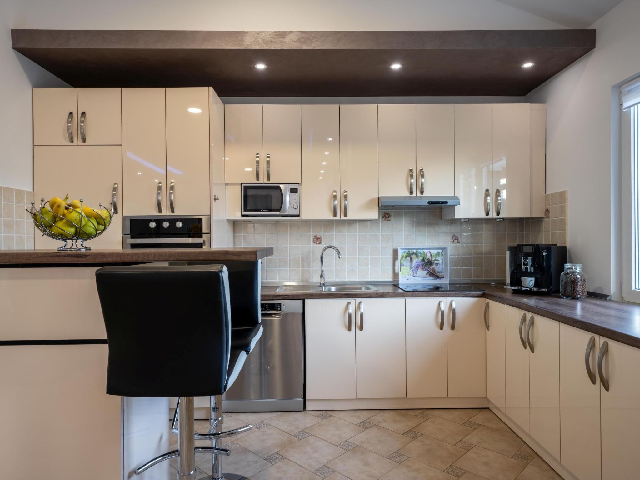 Schöne Villa Beauty für 6 Personen und 1 Kind-Binnen