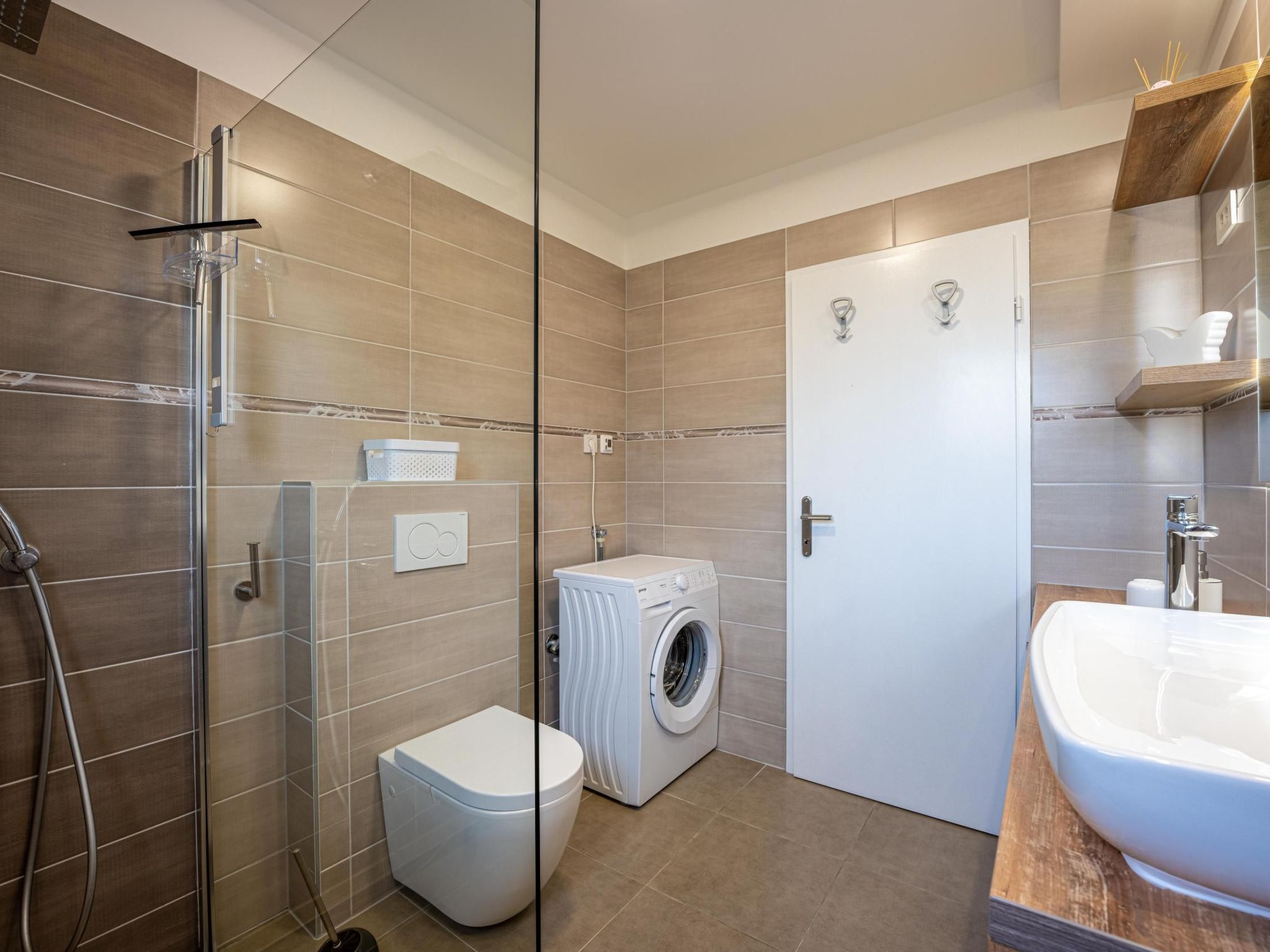 Schöne Villa Beauty für 6 Personen und 1 Kind-Binnen