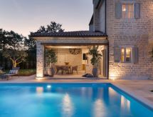 Villa Elena: Luxe vrijstaande villa met whirlpool en fitness nabij Rovinj - thumbnail 2