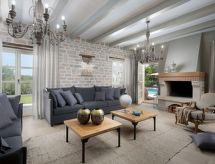 Villa Elena: Luxe vrijstaande villa met whirlpool en fitness nabij Rovinj - thumbnail 3