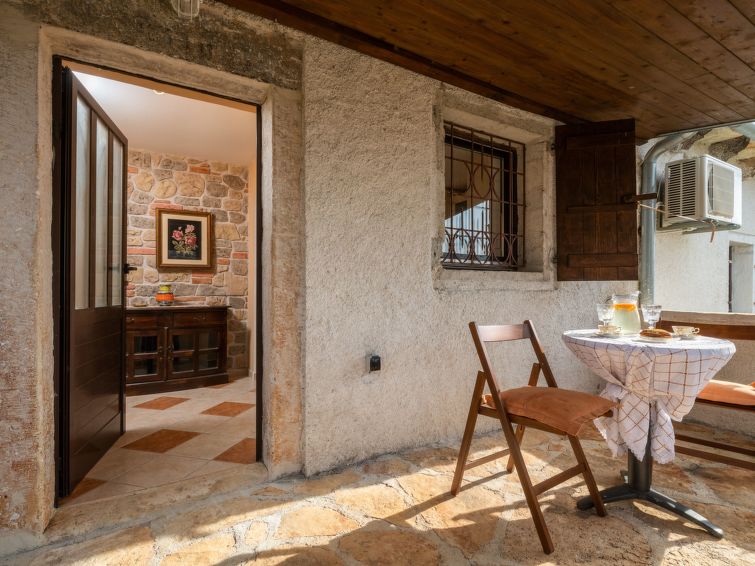 Vrijstaand appartement in Rovinj/Kanfanar voor 2 personen in Kanfanar