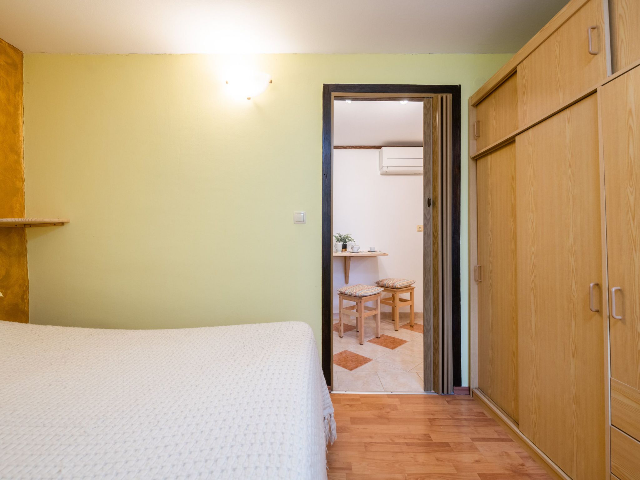 Studio apartment Larca-Binnen