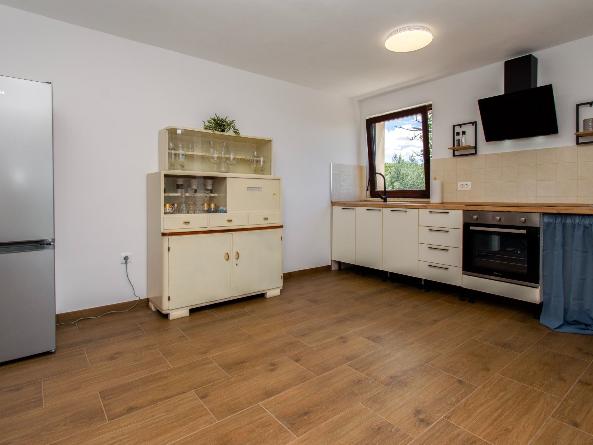 Villa Deni - Binnen