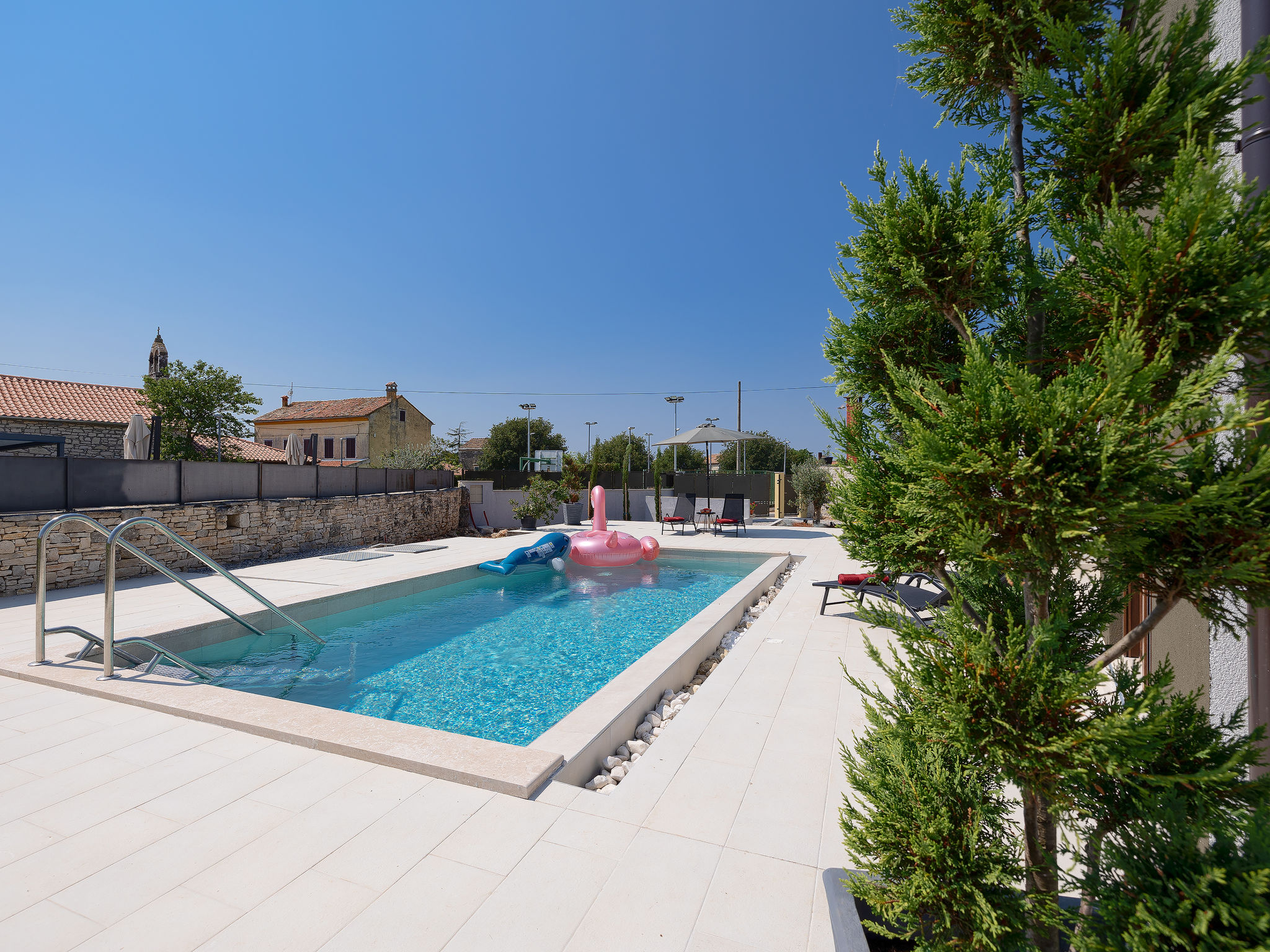 Photo of House Bronzin