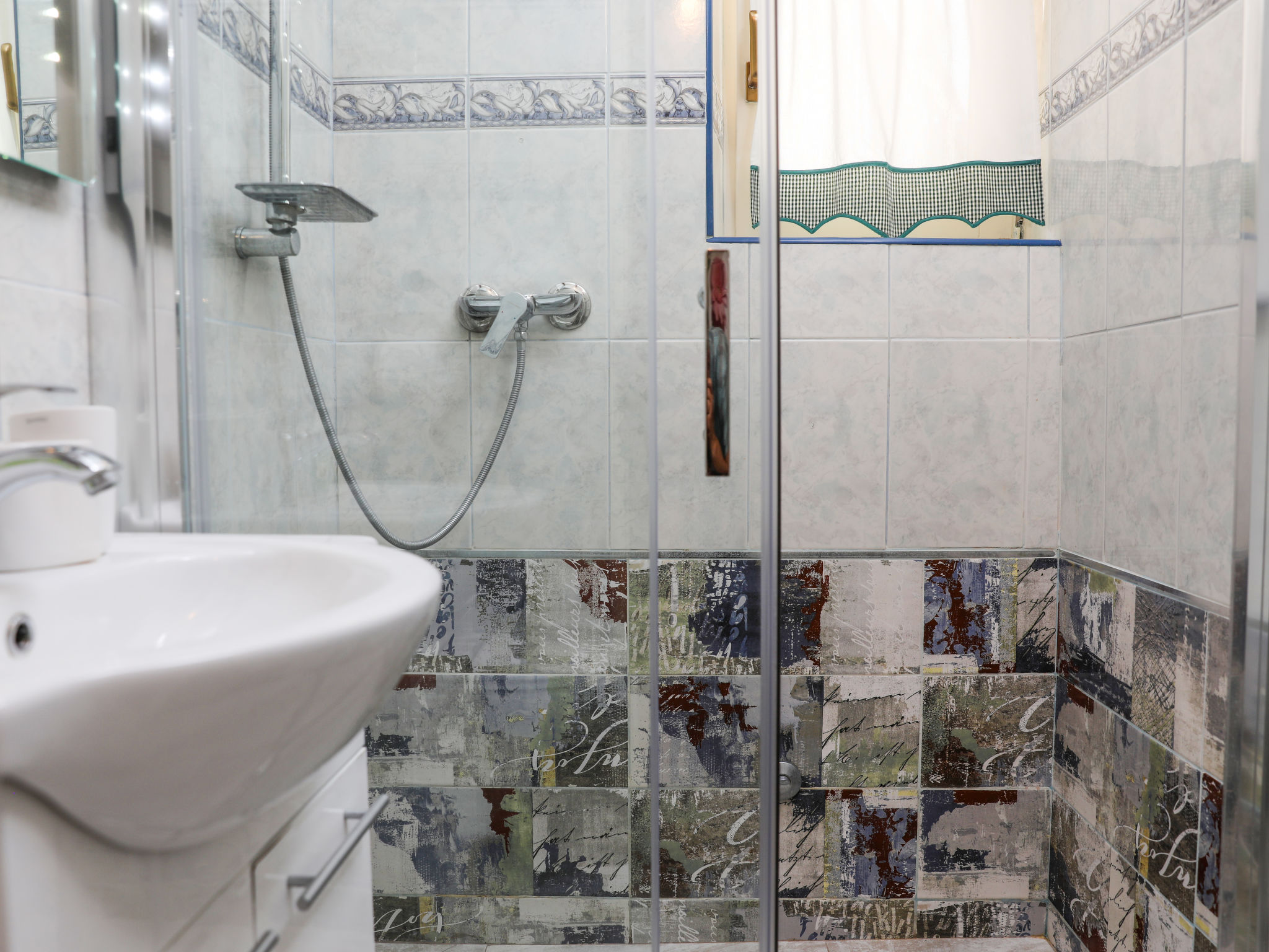 Photo of House Barat