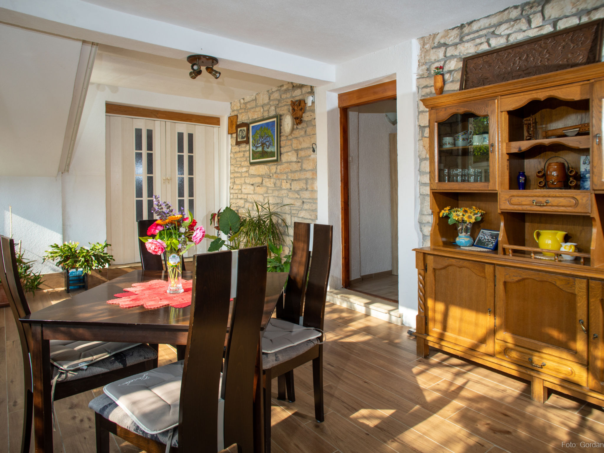 Photo of House Barat