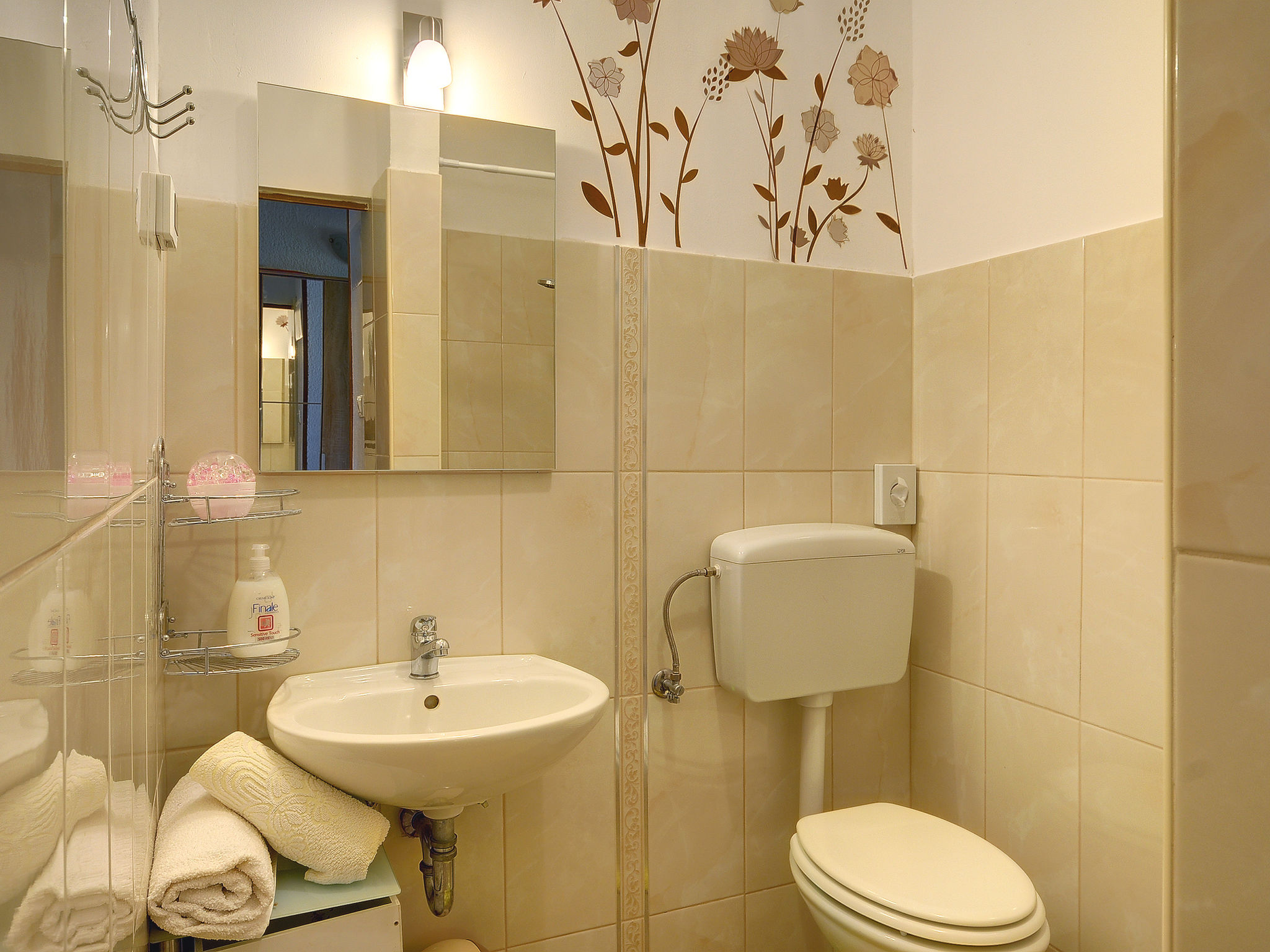 Photo of House Barat