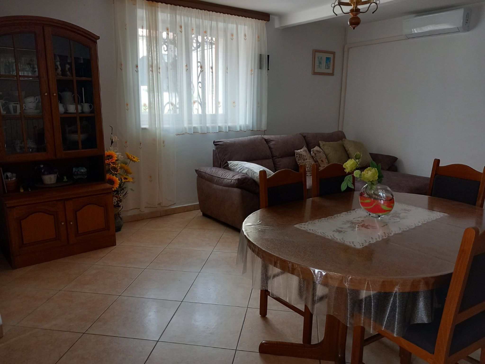 Photo of House Barat