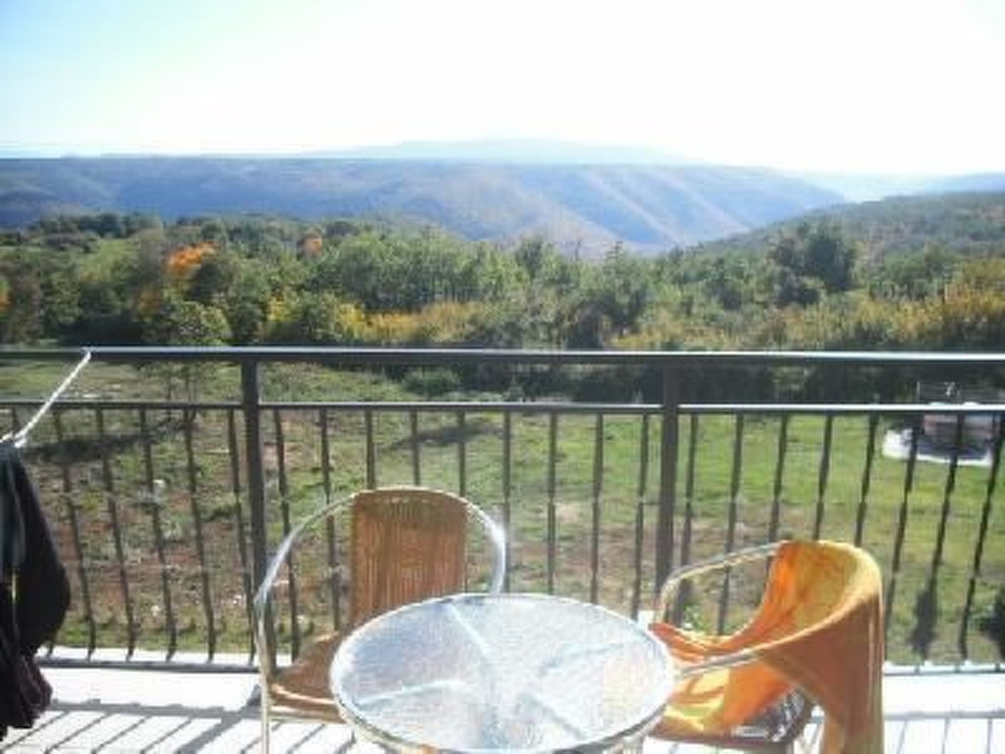 "Tutuila" mit Blick auf das Wasser-Dedans
