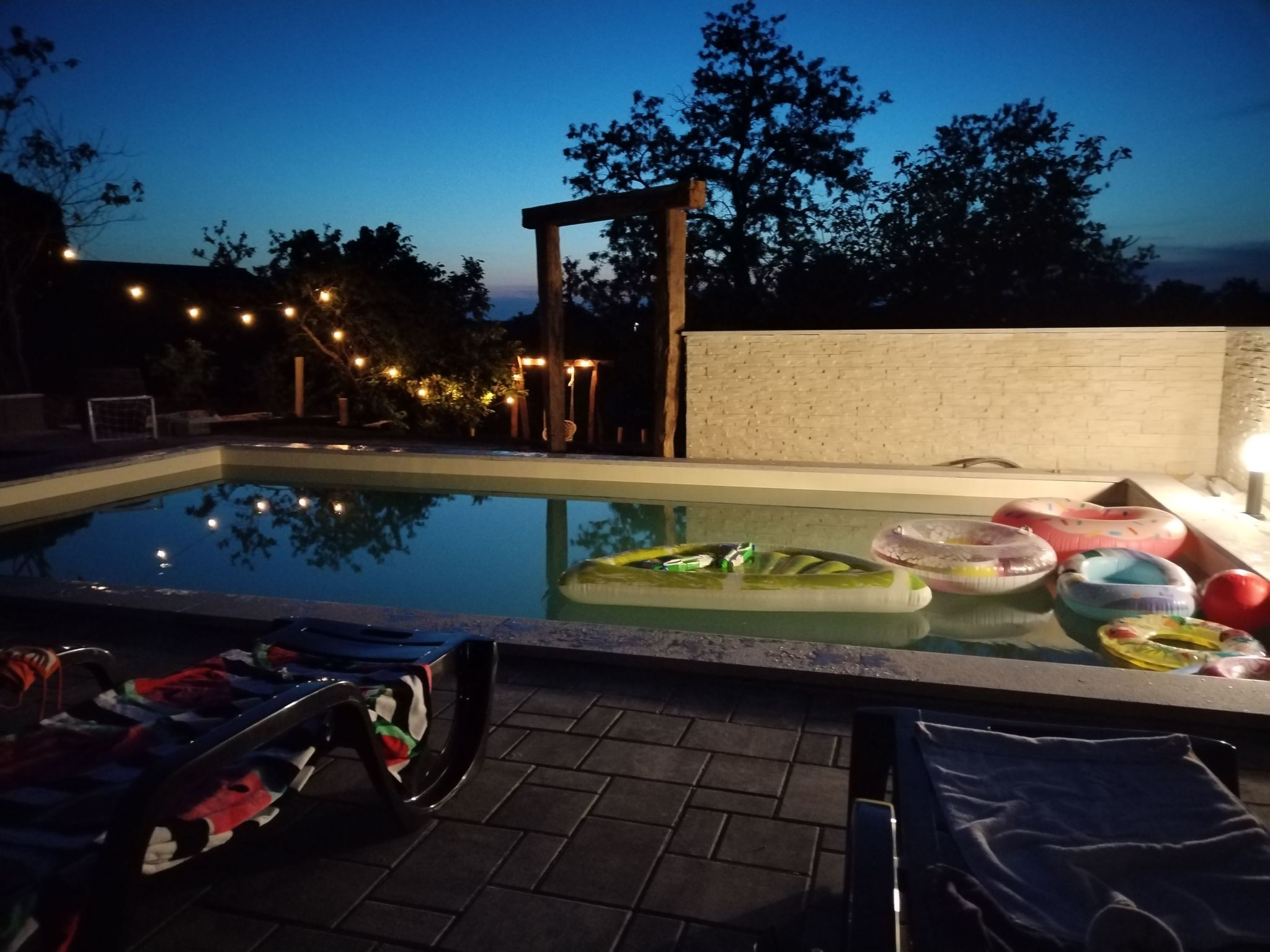 Schönes Ferienhaus in Modrusani mit Großem Garten-Drinnen