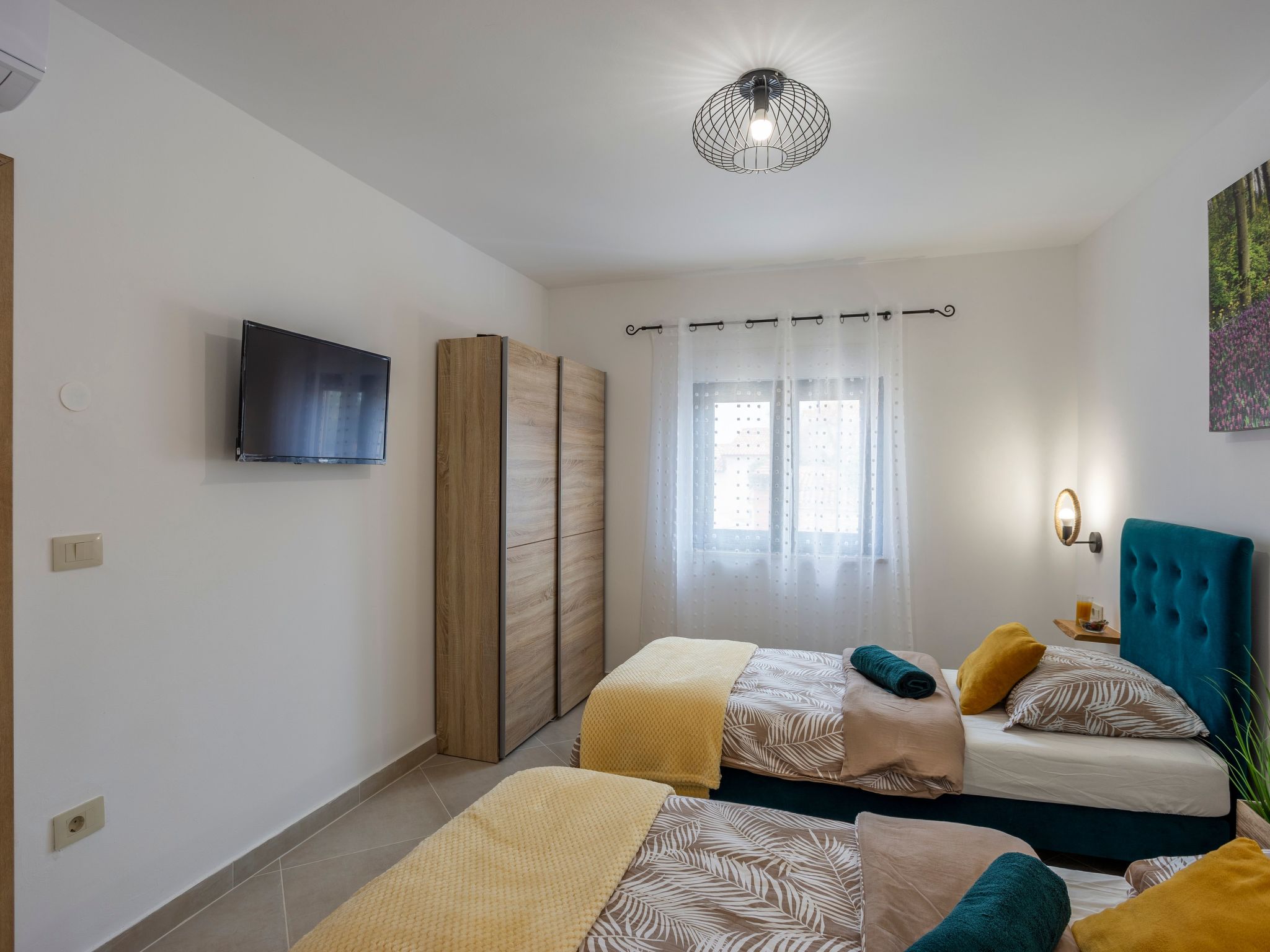 Schönes Ferienhaus in Modrusani mit Großem Garten-Drinnen