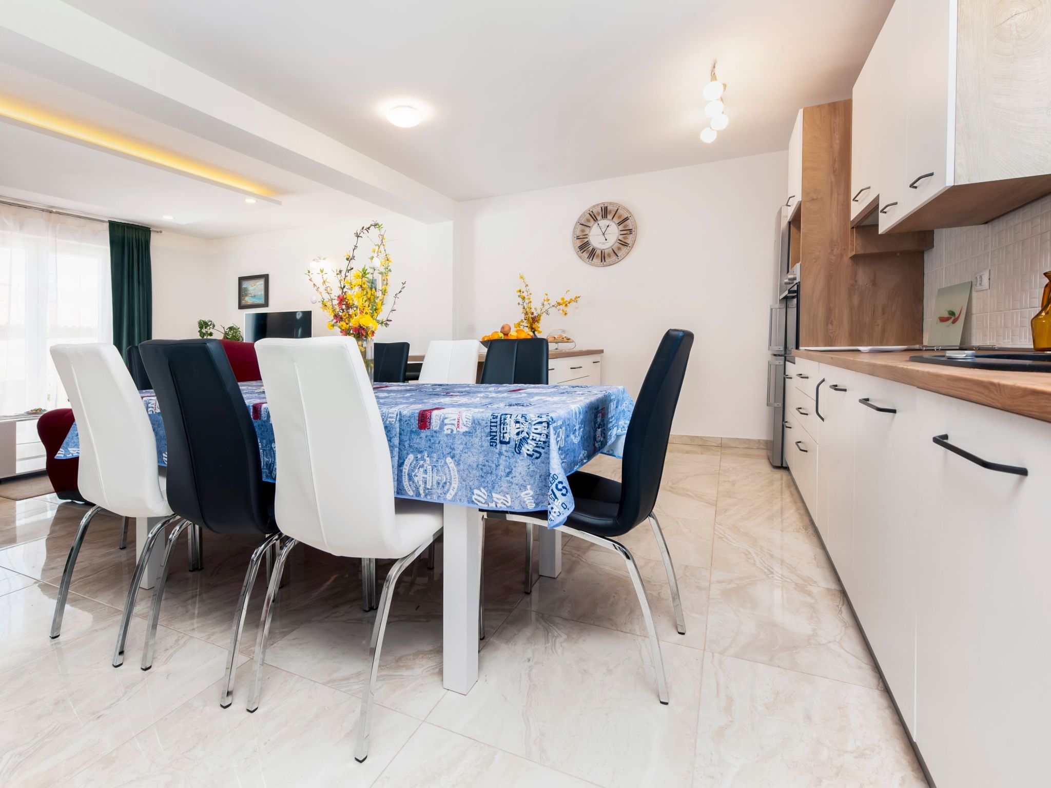 Neues Ferienhaus Nina in der Nähe von Rovinj-Drinnen