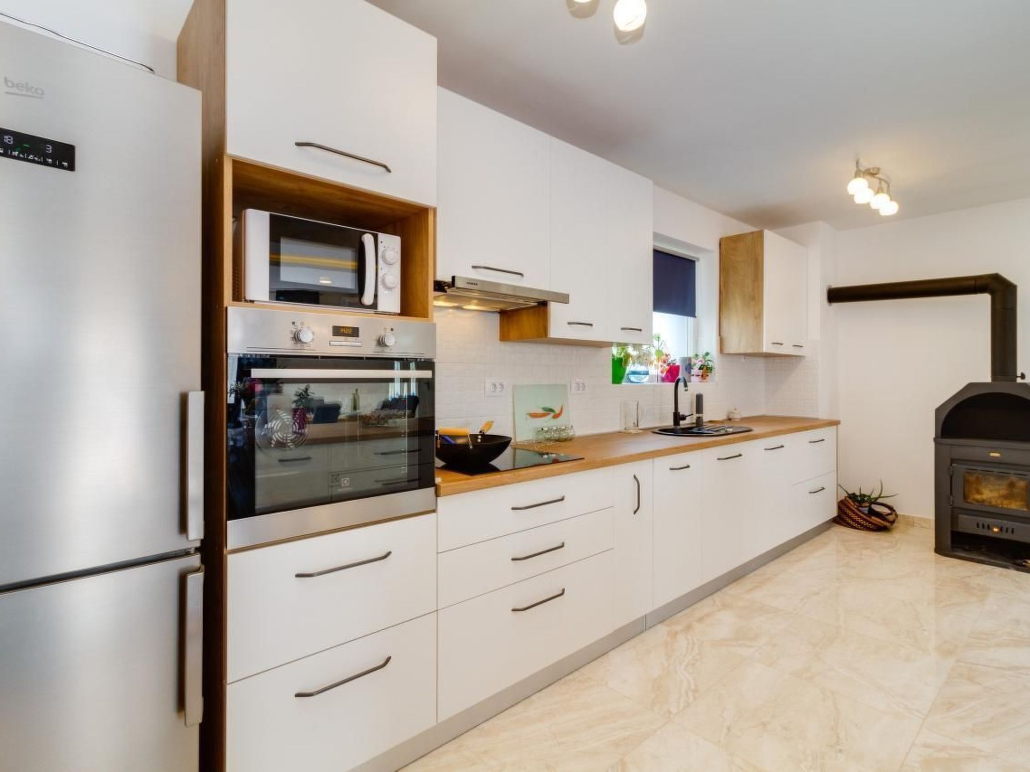 Neues Ferienhaus Nina in der Nähe von Rovinj-Drinnen